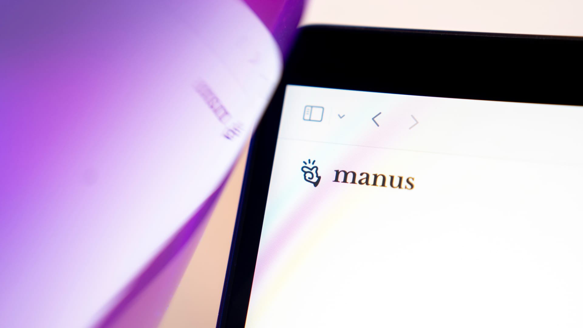被拆分的 Manus 与 5 亿美元新融资:收入才是估值的地板